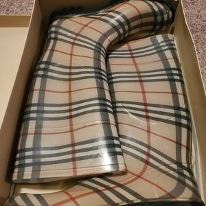 Burberry rain boots